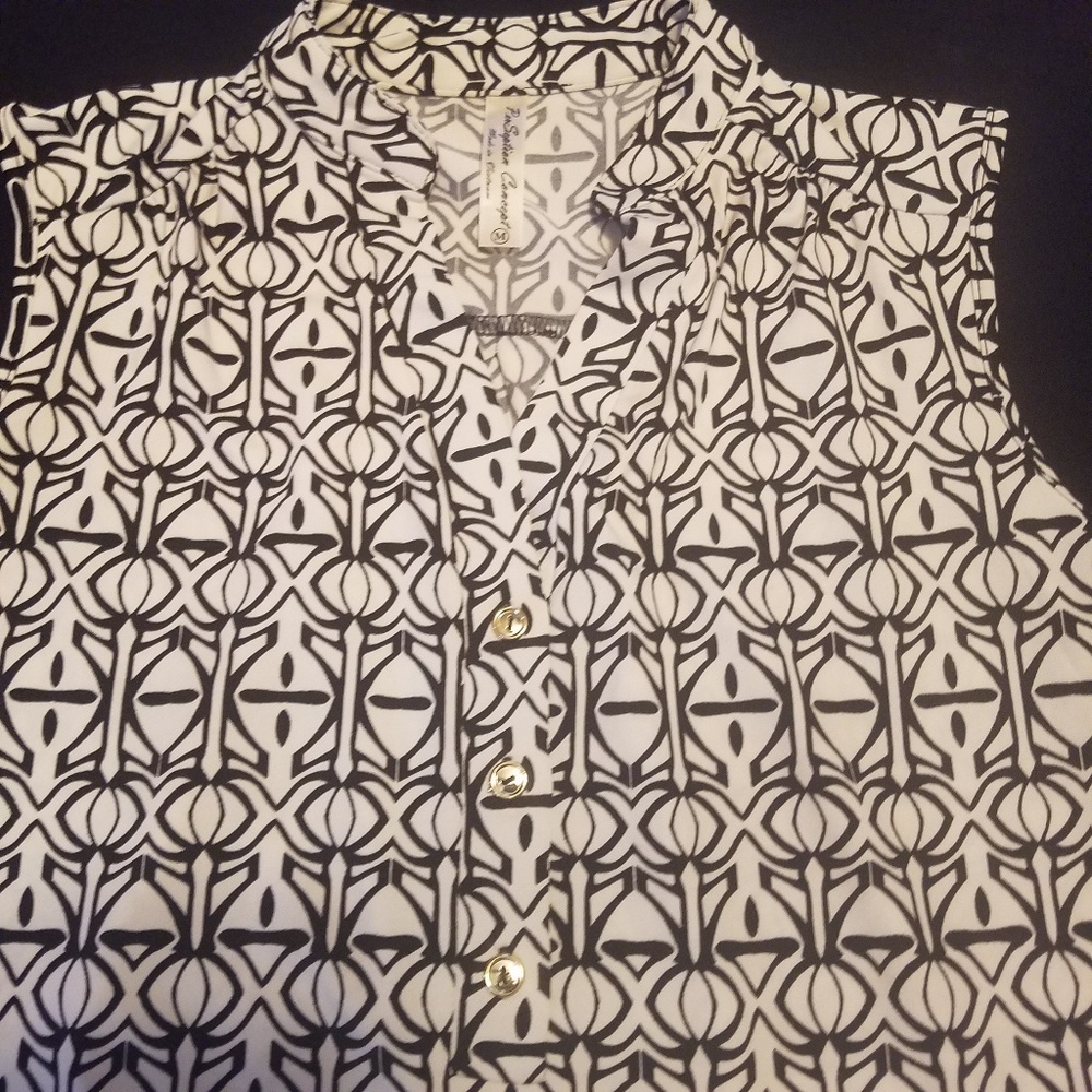 Top - Picture 2 of 4